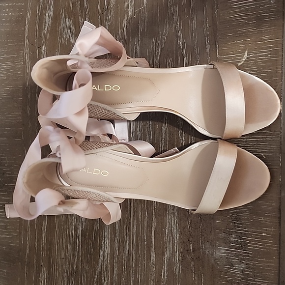 Shoes - Picture 2 of 5